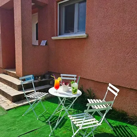 Дом отдыха Parenthese Cosy Chez Anastasia Баньоль-сюр-Сез